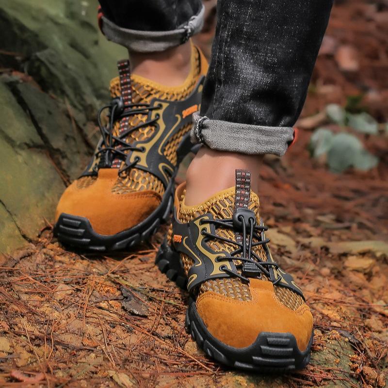 Breathable Mesh Outdoor Walking Shoes