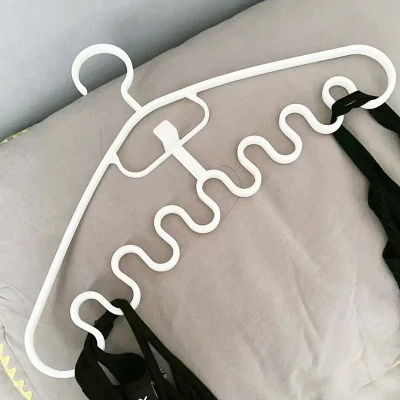 Magic Wave Pattern Hanger