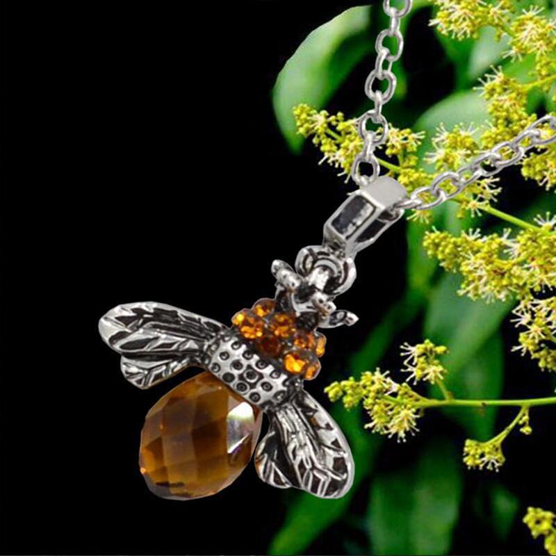 "Dancing Bee" Necklace