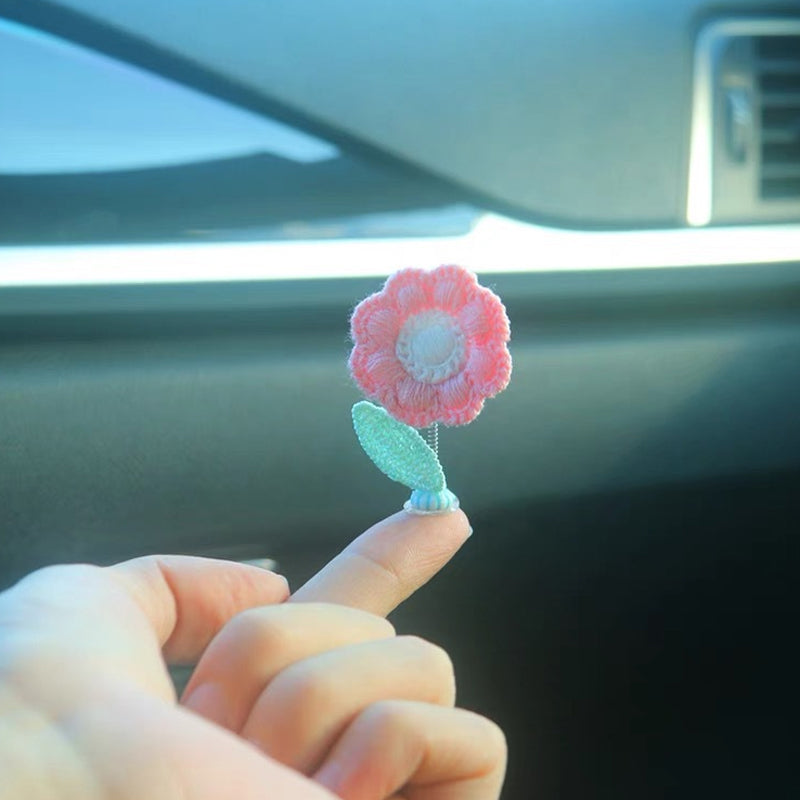 🌸Shaking Head Flower Car Ornament💜