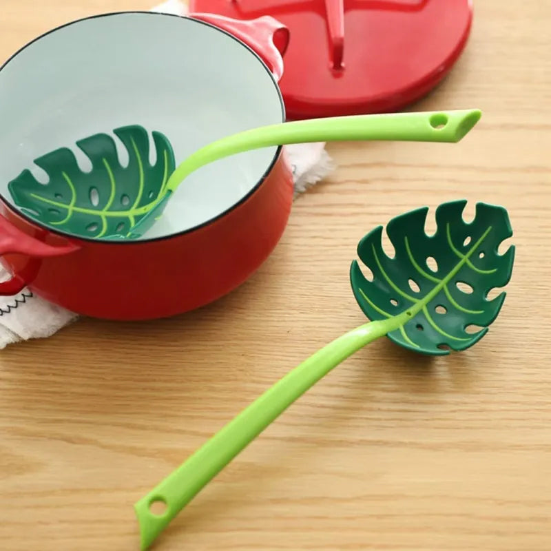 Green Leaf Colander