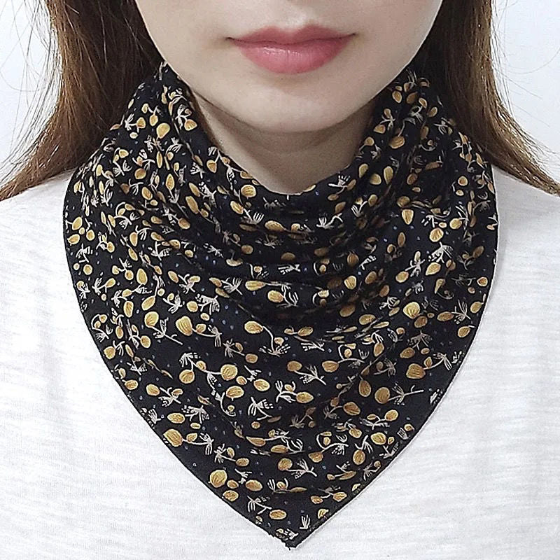 Triangle Scarf