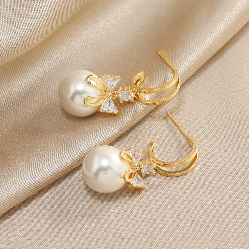 Fashion Butterfly Crystal Pearl Earrings